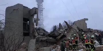 Rusia bombardeó una torre de TV ucraniana: confirmaron nueve muertos y varios heridos