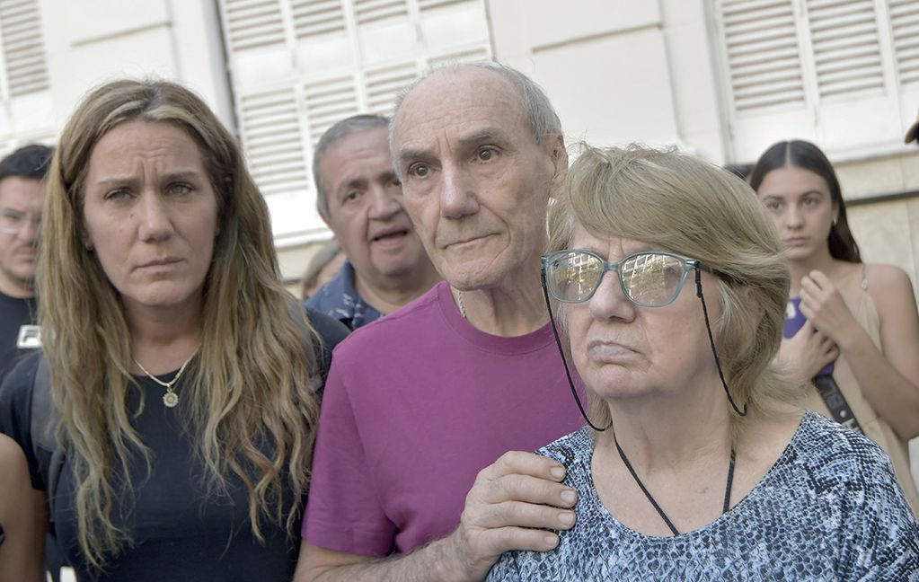 La familia y amigos de Norberto Salzmann pidieron justicia en la Legislatura de Mendoza