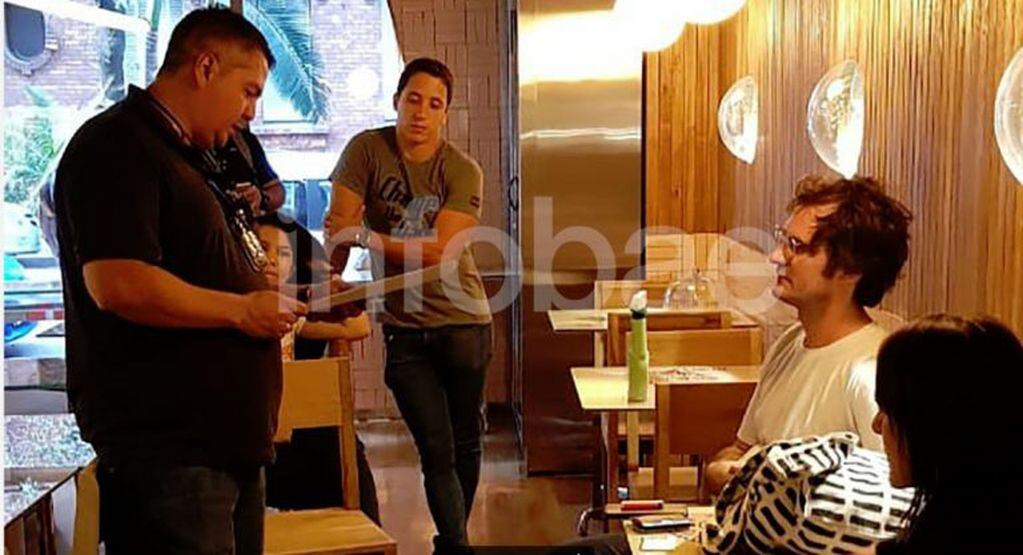 La pareja detenida en Buenos Aires había dejado una bomba en un hotel de Córdoba que tuvo que ser detonada. (Fotos Infobae.com)