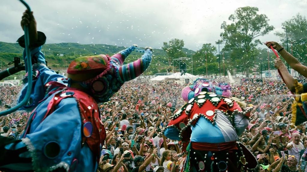 El "carnavalódromo" que se realizó con éxito en la Ciudad Cultural de San Salvador de Jujuy tuvo una multitudinaria concurrencia el sábado y el domingo.