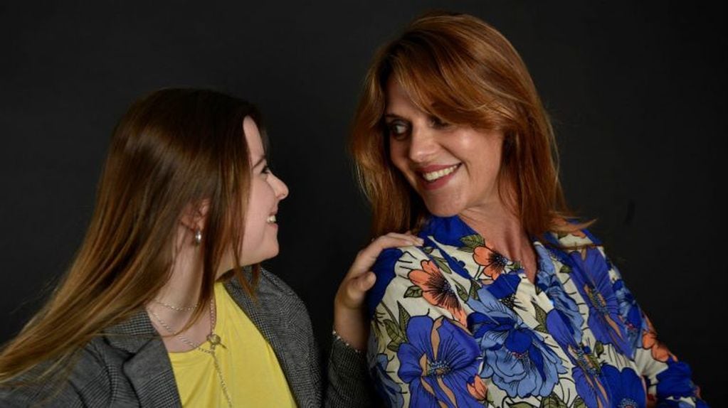 Flavia Irós y Malena Pozzobón irán por El Doce TV con informes especiales sobre inclusión. Será en Telenoche Doce. Arrancan en setiembre.