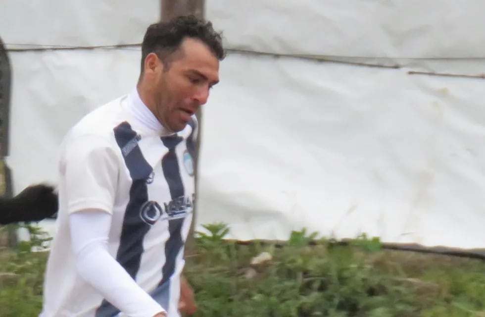 Germán Gigena, delantero de Quilmes de Villa Allende, marcó un gol a los cuatro segundos de arrancar el partido ante 2 de Abril de Jesús María por la fecha 13 Liga Regional Colón, que es récord absoluto
