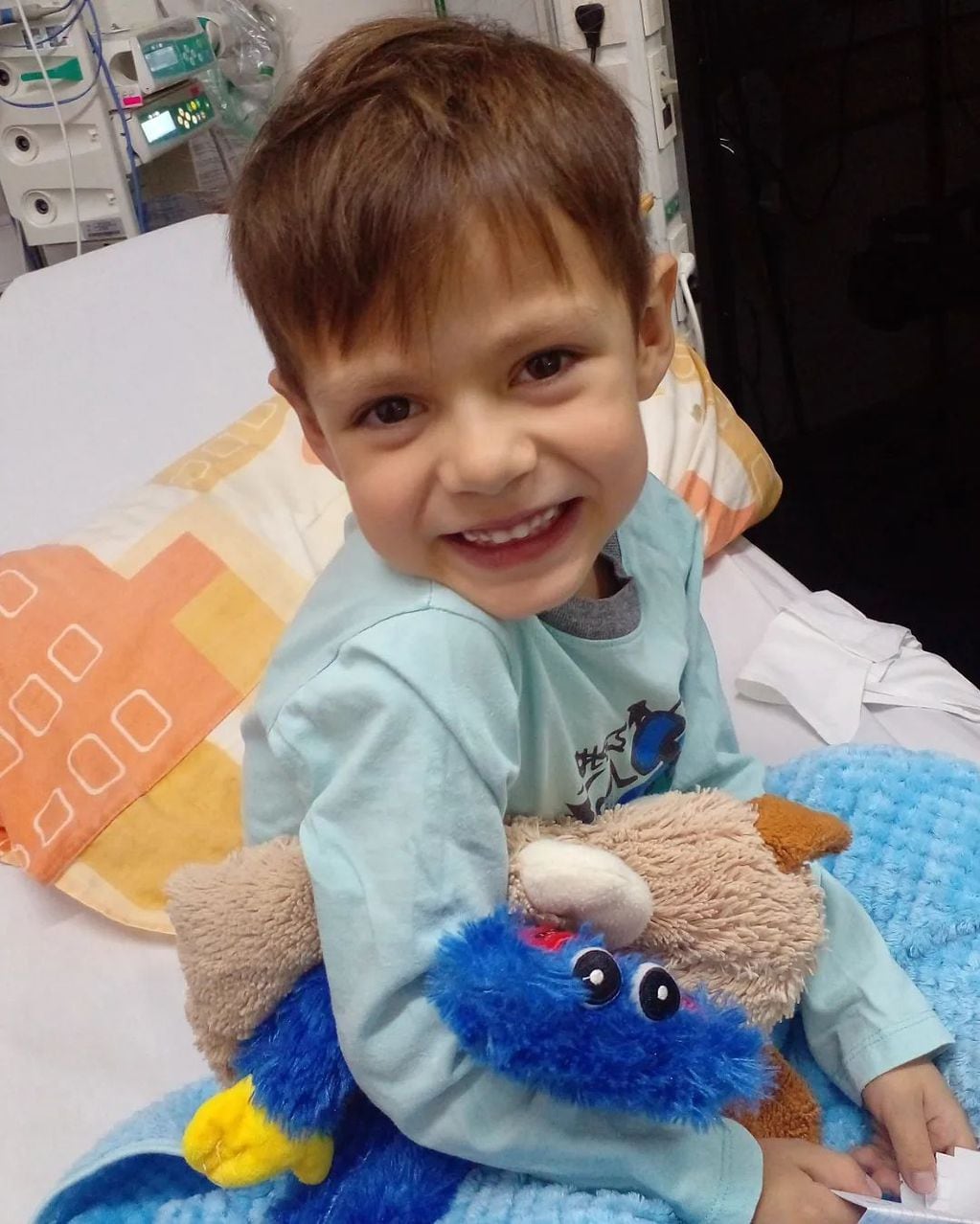 Ciro, el niño de La Plata que espera un donante para un trasplante de corazón.