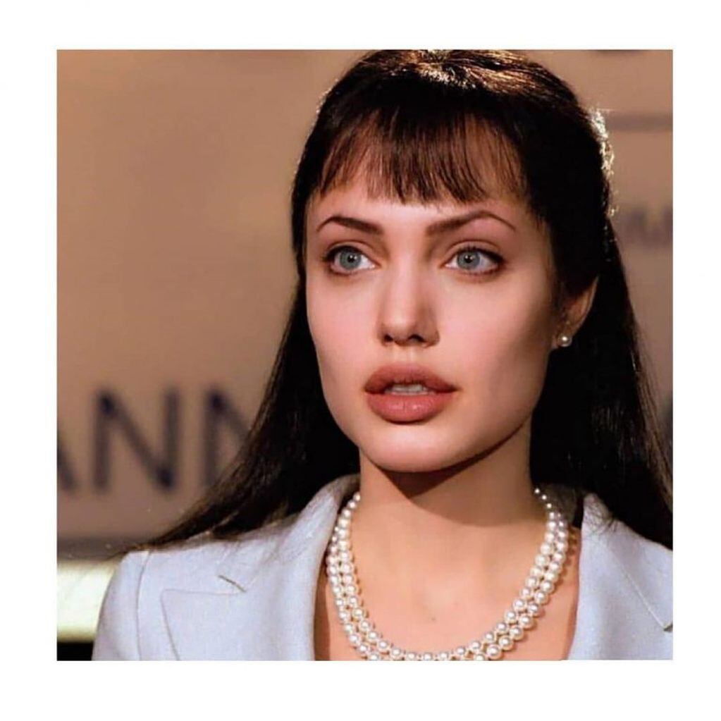 Los diferentes looks de Angelina Jolie a lo largo de su carrera