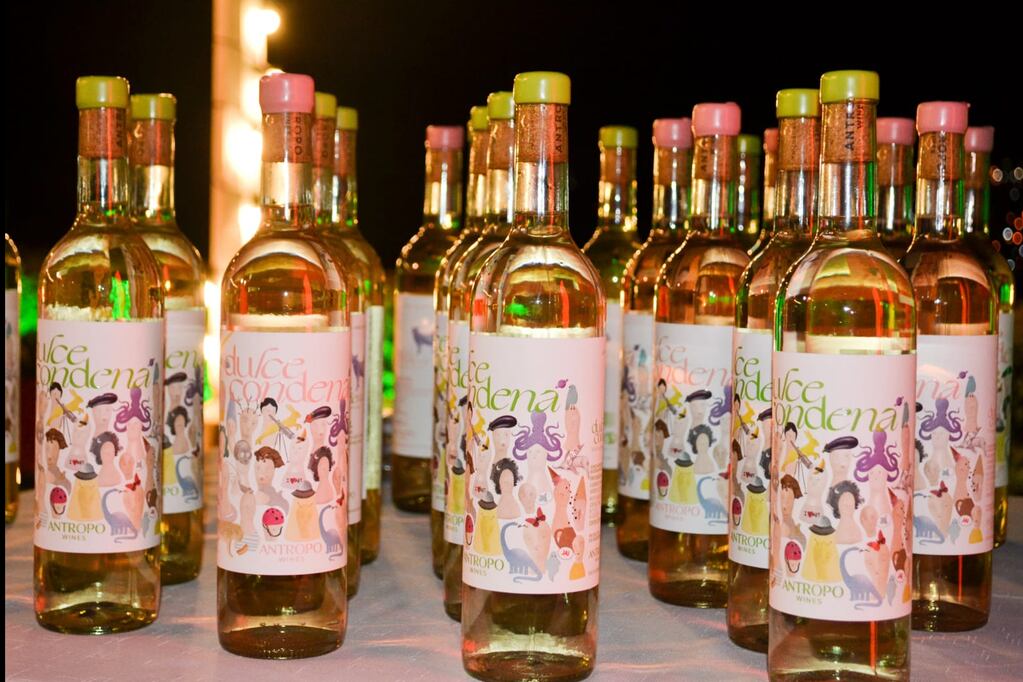 Antropo Wines lleva varios meses en el mercado local con sus líneas "Blanco dulce" y "Rose dulce".