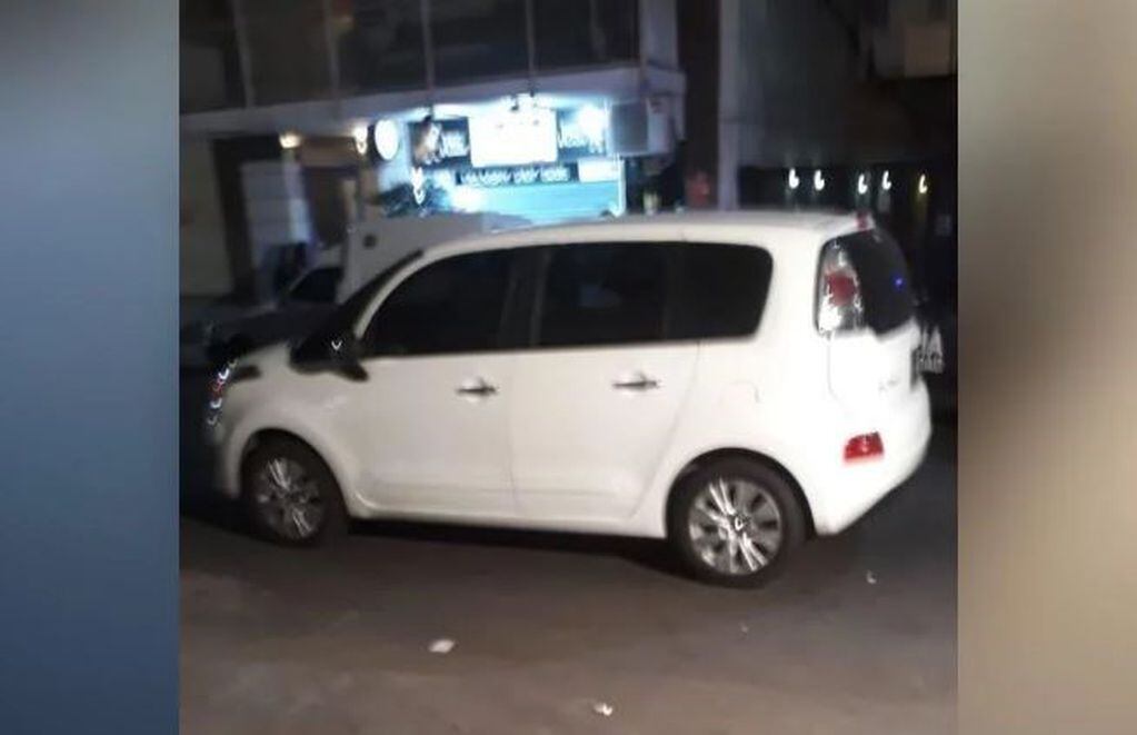 El auto robado en Recoleta (Fuente: Policía de la Ciudad)