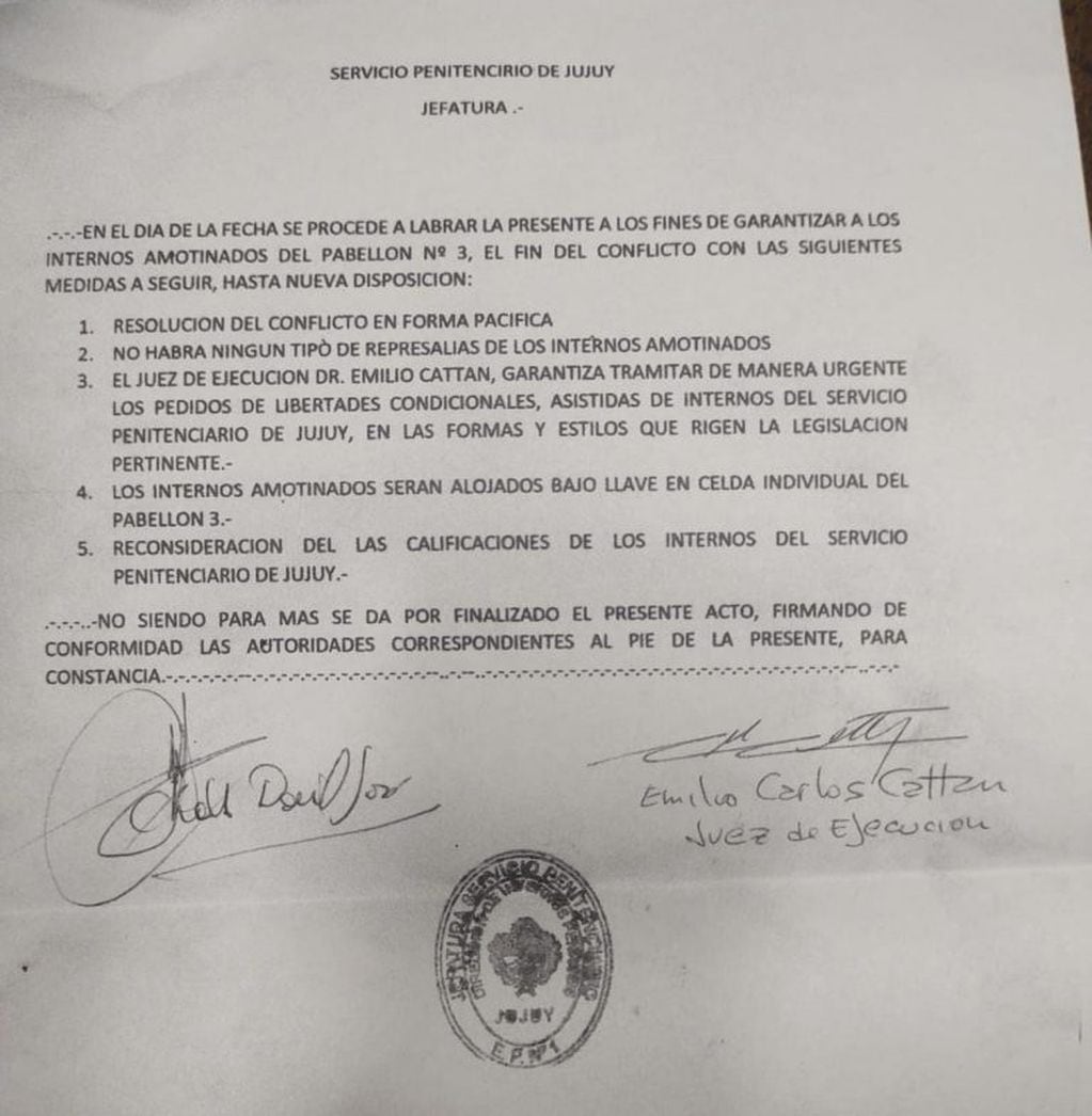El acta que finalmente permitió sofocar el motín en la Unidad Penal N° 1, con la firma del juez Emilio Carlos Cattan.