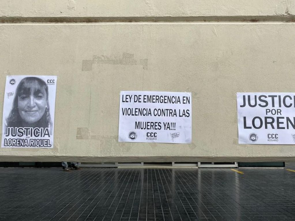 Militantes de la CCC pidieron justicia por Lorena Riquel. (@gbelluati)