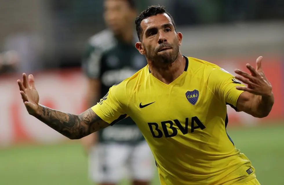 Carlos Tevez of Argentina's Boca Juniors celebrates after scoring against Brazil's Palmeiras, during a Copa Libertadores soccer match in Sao Paulo, Brazil, Wednesday, April 11, 2018. (AP Photo/Andre Penner) san pablo brasil carlos tevez futbol copa libertadores 2018 futbol futbolistas palmeiras boca juniors