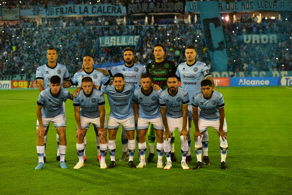El 11 titular de Belgrano en el 1-0 ante Brown en el Gigante de Alberdi. (Nicolás Bravo / La Voz)