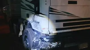 Accidente fatal en San Vicente: un motociclista murió al chocar contra un camión