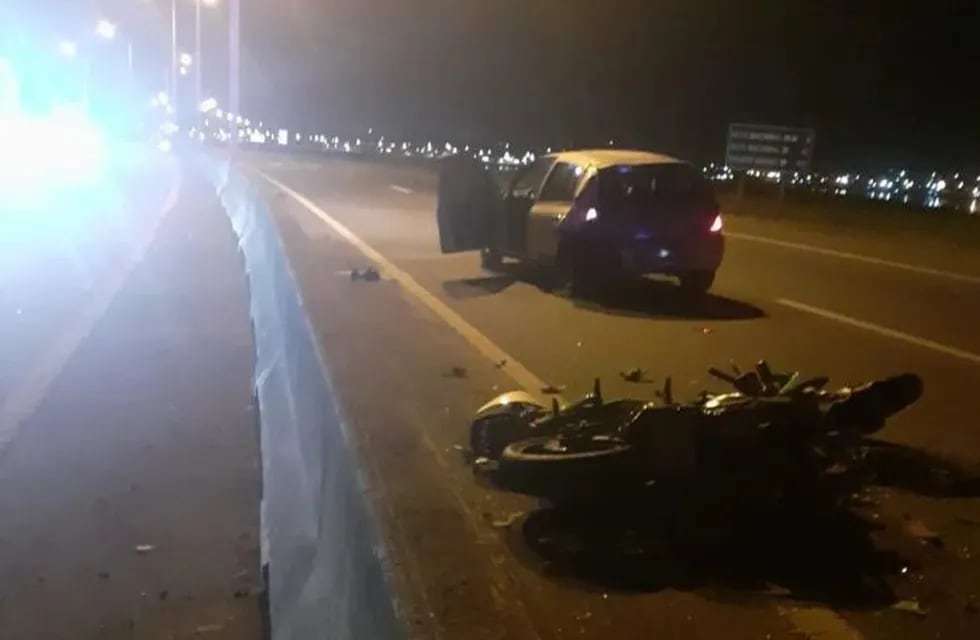 Motociclista pierde la vida en colisión múltiple en el acceso Sur de Posadas.