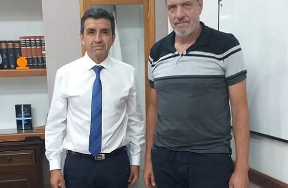 Ariel Martinez (ministro de Educación La Rioja) y Daniel Domínguez ( interventor de UDA)