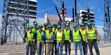 Estudiantes de la Tec. Univ. En Energías Renovables y Convencionales visitaron la Central Termoeléctrica Guillermo Brown