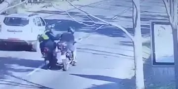 Balearon a un docente para robarle la moto mientras circulaba por Tigre.
