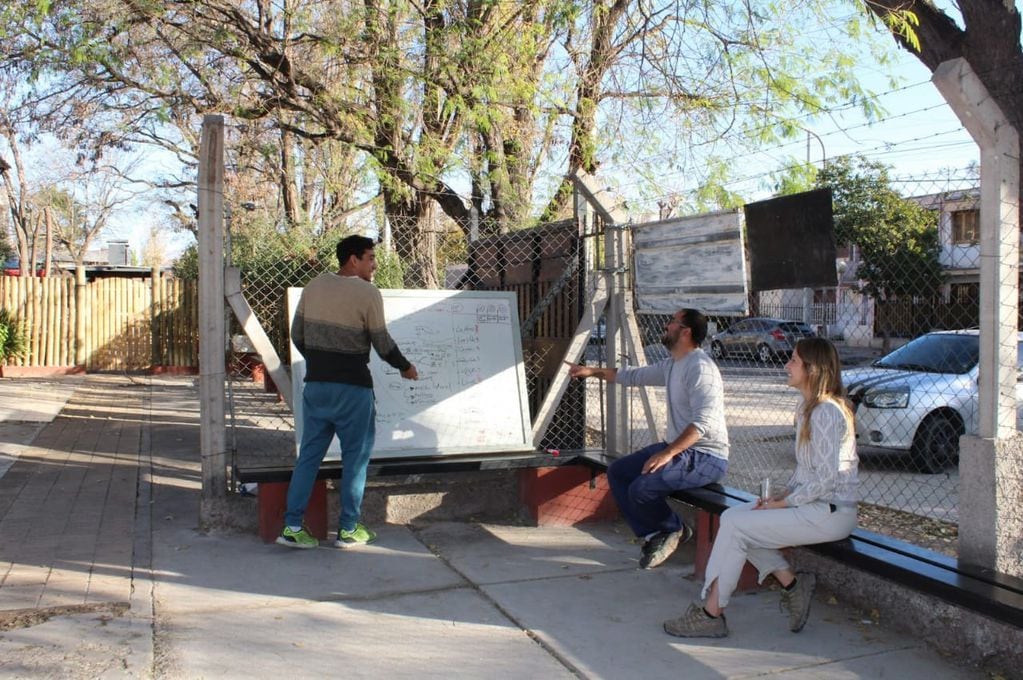 EL grupo trabaja en 7 barrios populares de Mendoza.