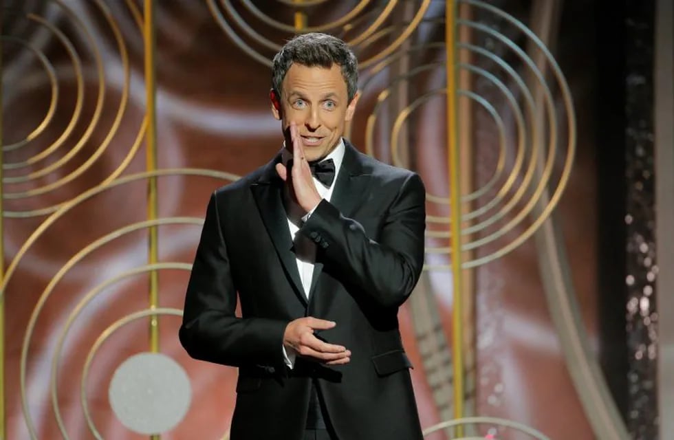 El comediante Seth Meyers fue el anfitrión de los Globos de Oro. (AP)
