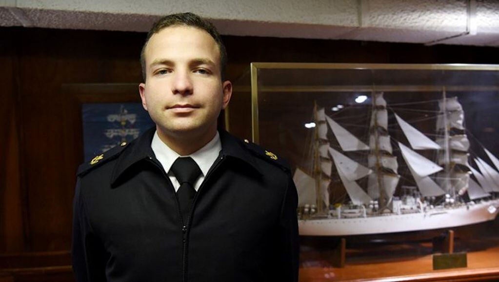 Martín Lisandro Leiva egresará como Guardiamarina de la Armada de la República Argentina.