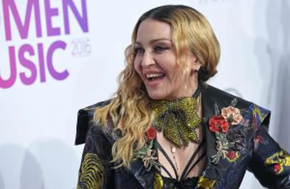 Madonna attends the Billboard Women in Music 2016 event on December 9, 2016 in New York City. / AFP PHOTO / ANGELA WEISS nueva york eeuu Madonna evento Billboard Women music 2016 musica musico cantante invitados