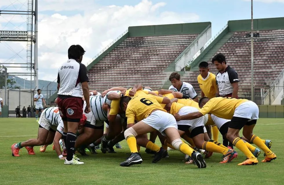 Presos jugaron al rugby contra Gimnasia y Tiro