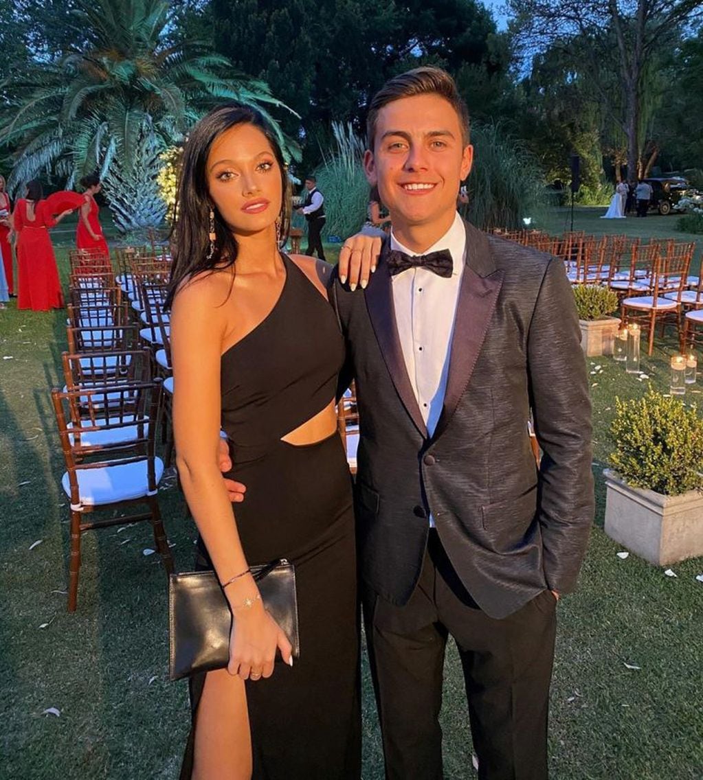 Oriana Sabatini junto a su novio Paulo Dybala (Instagram/@orianasabatini)