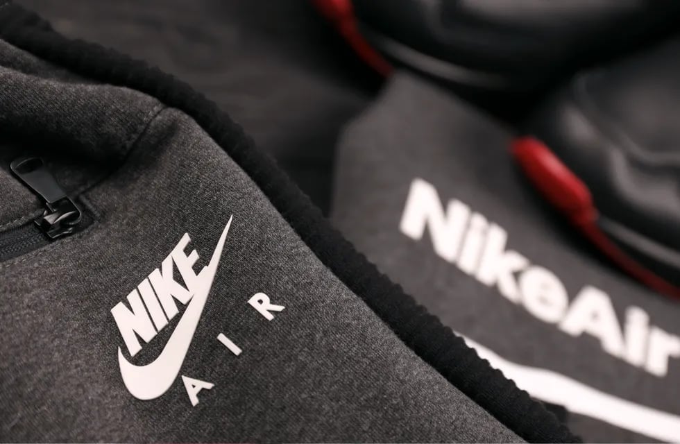 ¿Conviene comprar en Chile?: esto es lo que cuesta un pantalón Nike.