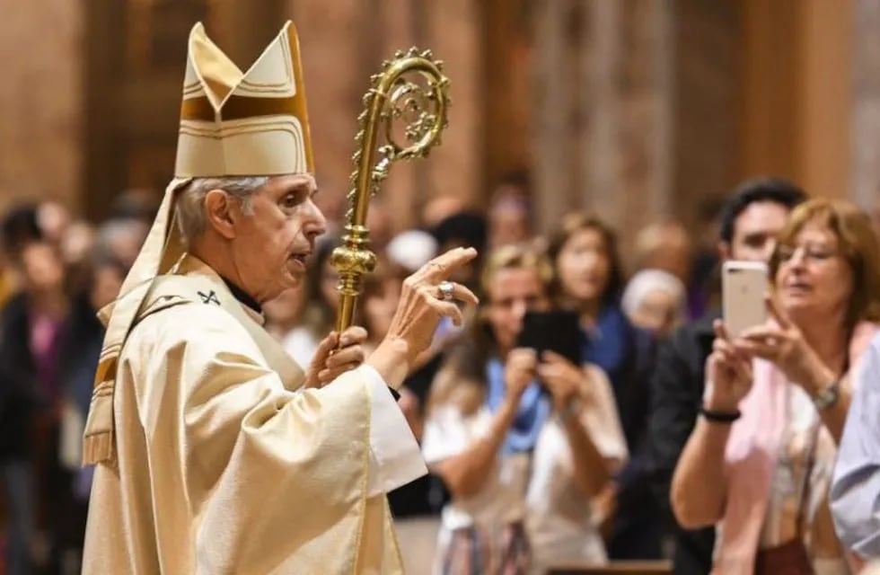 El arzobispo de Buenos Aires, Mario Poli, celebró este lunes en la Catedral metropolitana una misa por el \