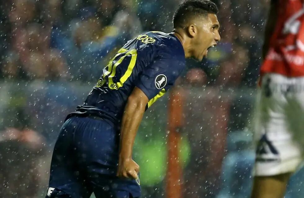 Bebelo Reynoso actualmente juega de titular en Boca.