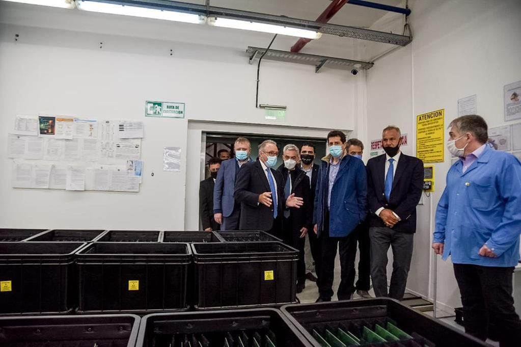Vuoto, De Pedro, Meoni y el Secretario General de la UOM Caló visitaron la fábrica.