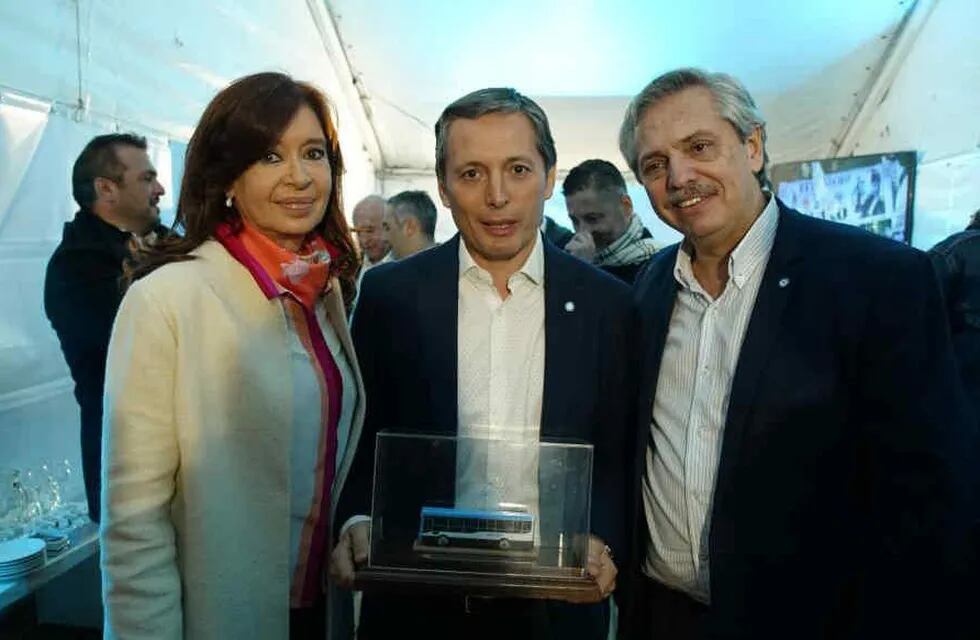 Cristina Kirchner, Fernando Gray y Alberto Fernández. (Foto: Twitter)