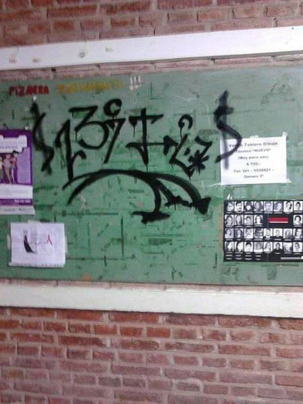 Vandalismo en la Escuela Técnica 550 de Granadero Baigorria. (Captura)