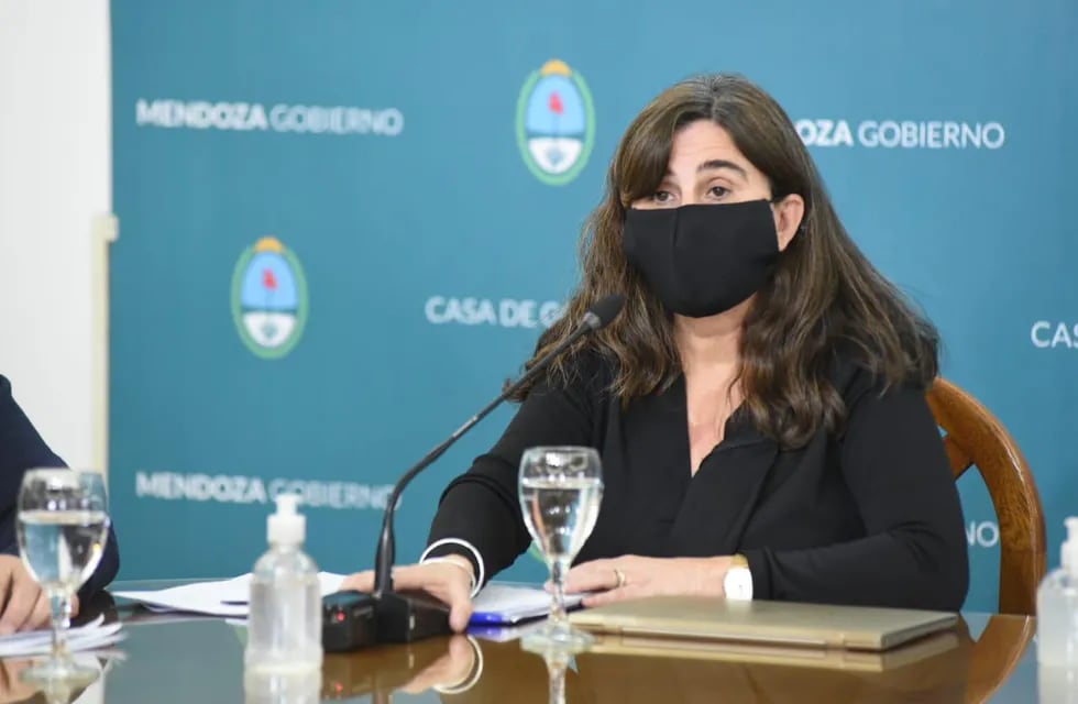 La ministra Ana María Nadal dio precisiones sobra la campaña que se está planificando para la vacunación contra el Covid-19 en la Provincia. Gobierno de Mendoza