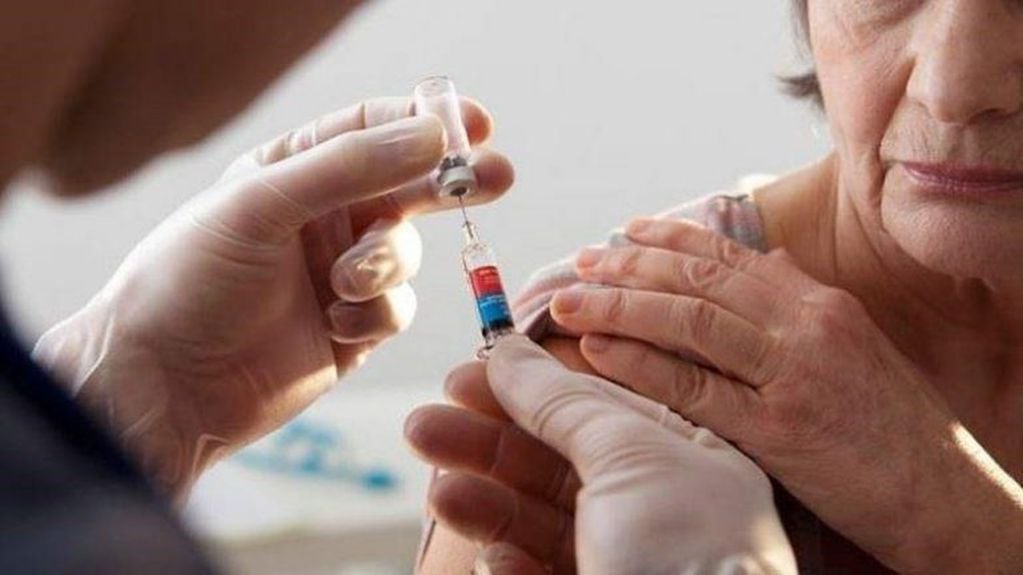 Los dispensarios municipales de Santa Rosa de Calamuchita tienen las dosis de vacunas antigripales.