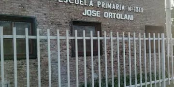 Escuela Primaria 1319 "José Ortolani"