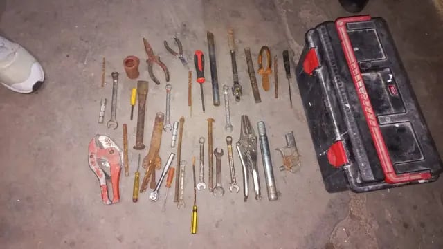 Herramientas de mano robadas que se vendían en grupos de Facebook