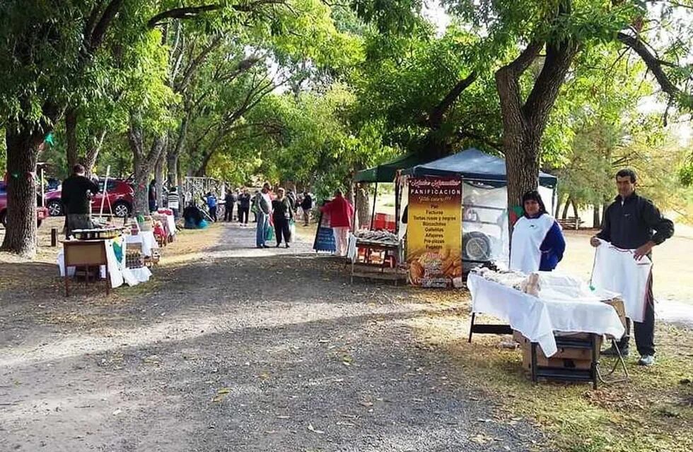 Domingo 1 de mayo hay Feria Periurbana.