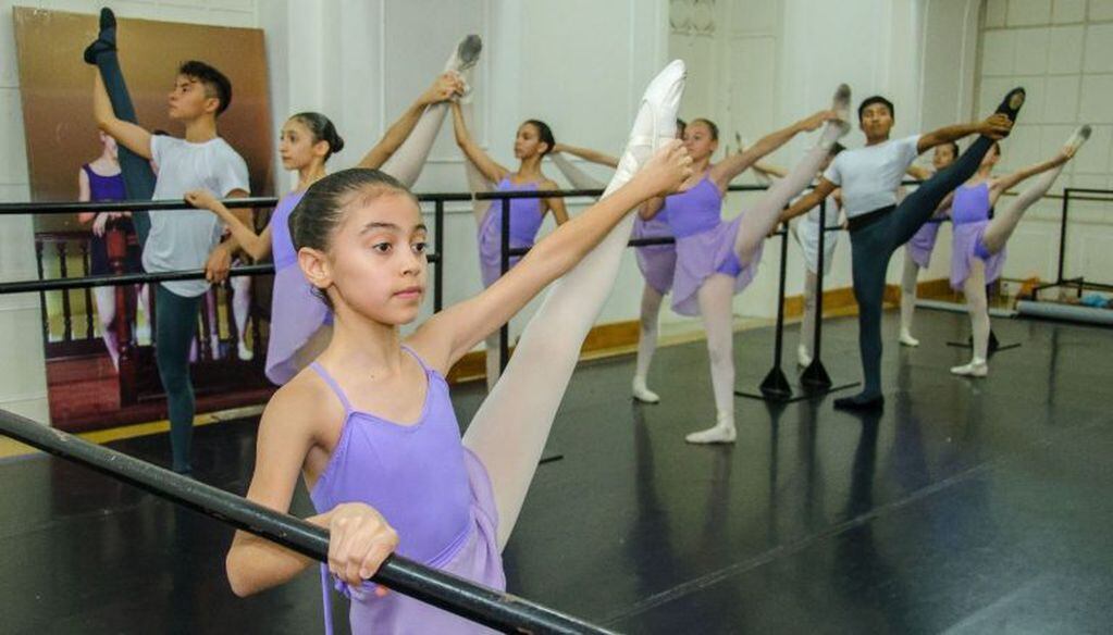 Escuela Oficial de Ballet de la Provincia (web)