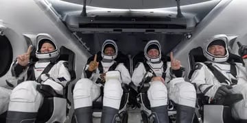 SpaceX regresa a Tierra con 4 astronautas