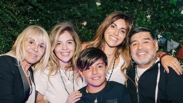 Maradona y su familia