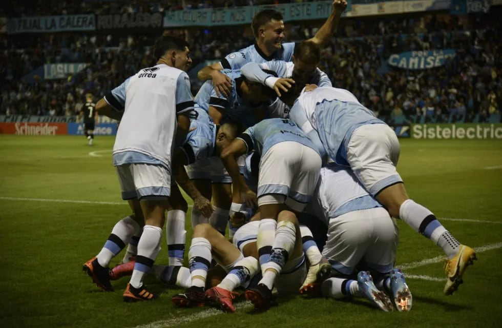 Belgrano metió la quinta victoria consecutiva y ganó todo en Alberdi (Facundo Luque / La Voz)