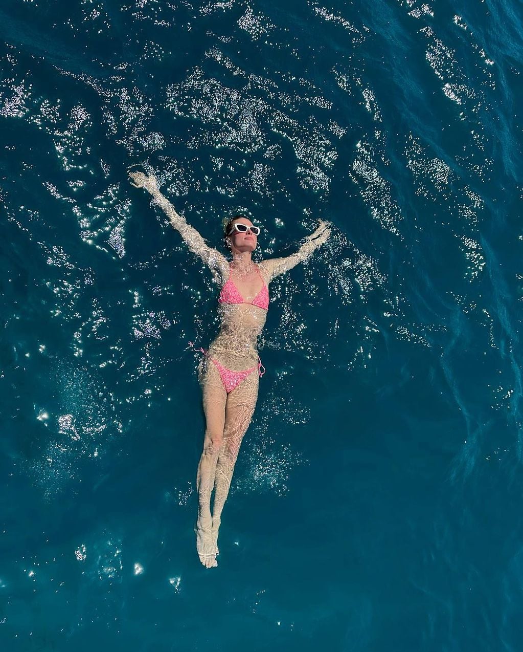 Paris Hilton desde el agua