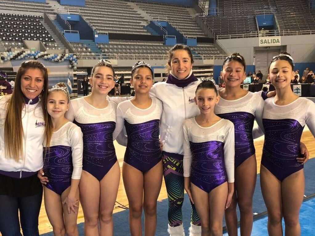En la rama femenina San Luis estuvo representada por 11 gimnastas.