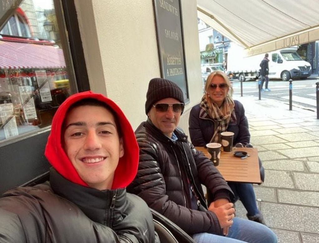 Familia Latorre en París (Instagram/@Yanilatorre)