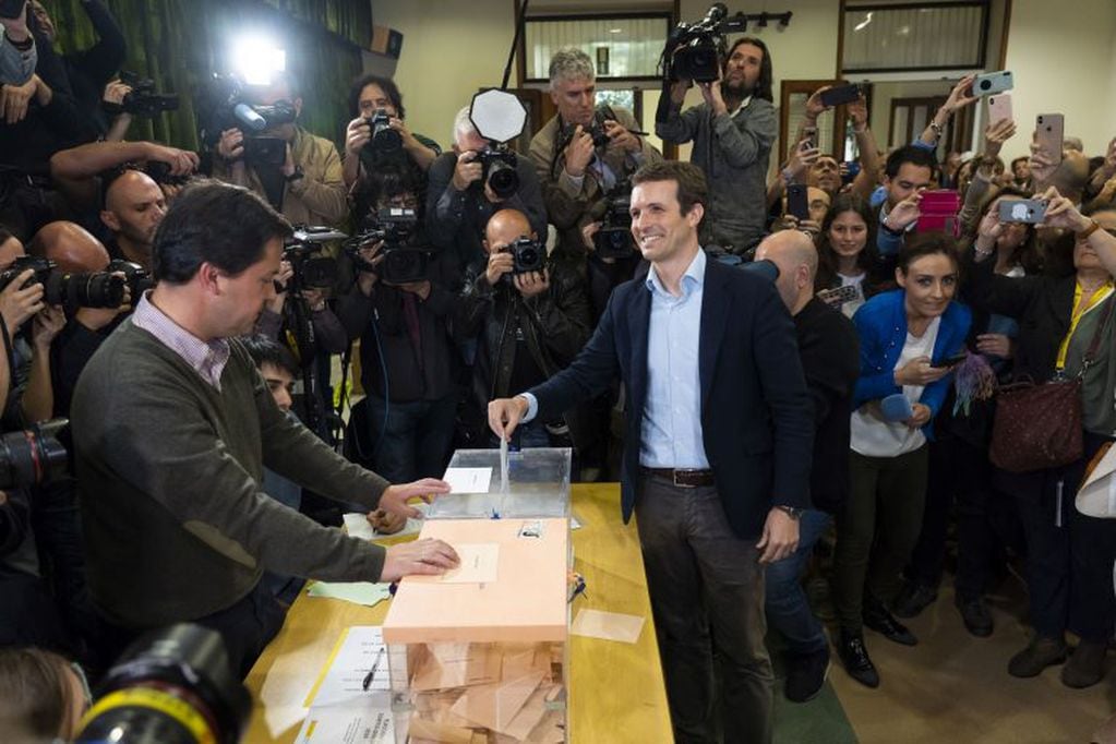 Pablo Casado fue el último candidato en votar (Foto: Bloomberg/ Angel Garcia)