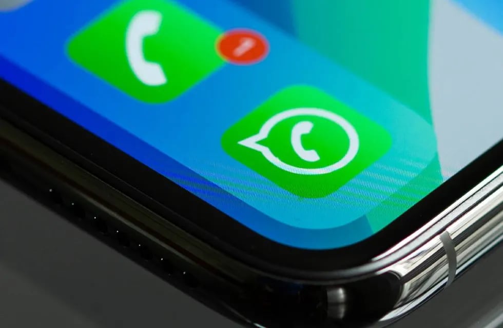 WhatsApp le dará más poder a los administradores de grupos que podrán eliminar mensajes de cualquiera de sus miembros. Foto: La Voz.