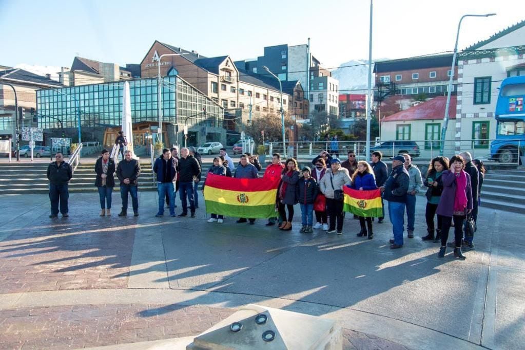 La comunidad boliviana en Ushuaia, celebró un nuevo aniversario de la independencia de país.