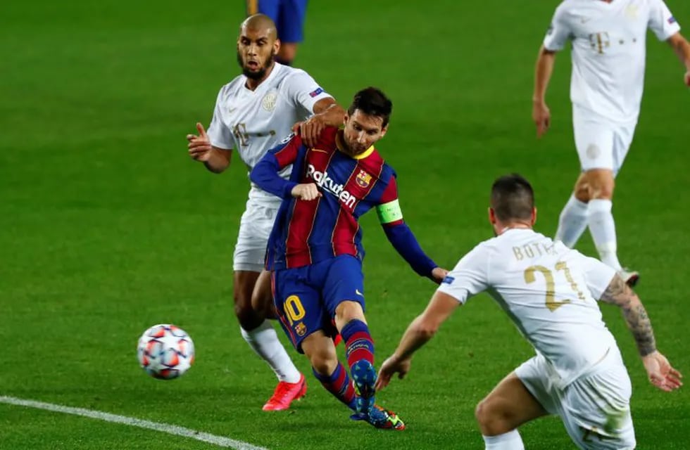 Con gol de Messi, Barcelona vence 2-0 a Ferencvaros por la Champions League. (AP)
