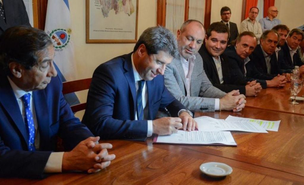 Para construir la Ciudad Judicial se firmó un convenio con el Poder Ejecutivo.