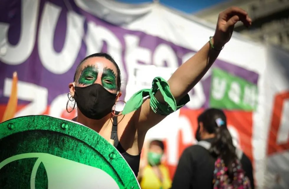 En Córdoba se replicó el pañuelazo en el país por la legalización del aborto.