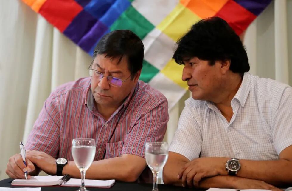 Evo Morales y Luis Arce Catacora, quien será candidato a presidente por el MAS ((REUTERS/Agustin Marcarian)
